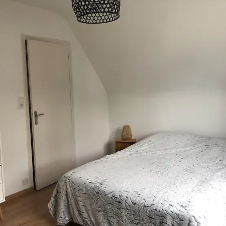 Holiday home Jolie Petite Maison Bord De Penestin